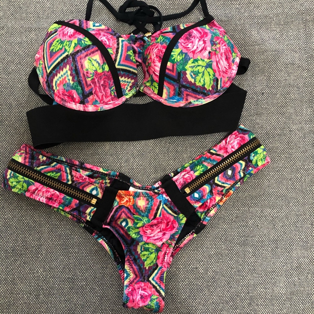 Sexy beach bunny bikini